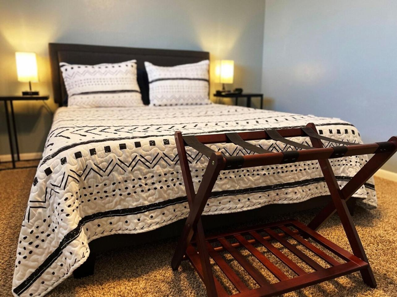 Cool & Comfy Condo! Family Friendly! College Station Eksteriør bilde